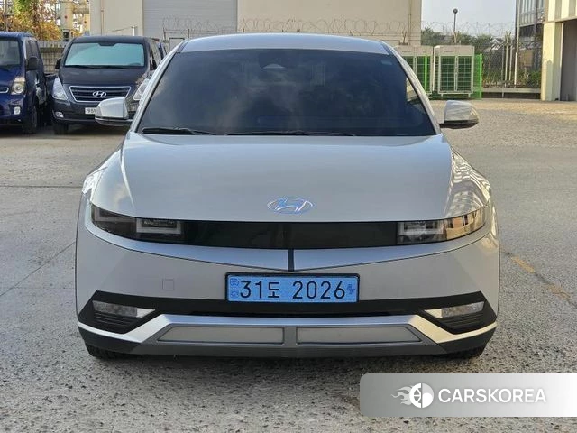 Hyundai Ionic 5 2022 Серый из Кореи