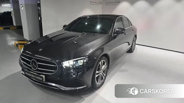 Mercedes-Benz E-Class W213 2022 Серый из Кореи