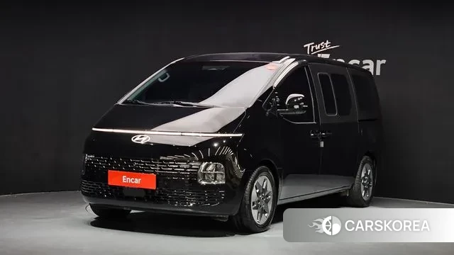 Hyundai Staria 2025 Черный из Кореи