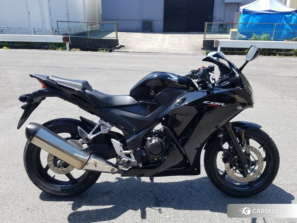 Проданный Honda CBR250R 2016 из Японии, фото 2