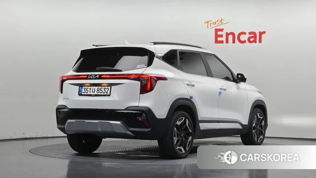 Kia The New Seltos 2023 Белый из Кореи