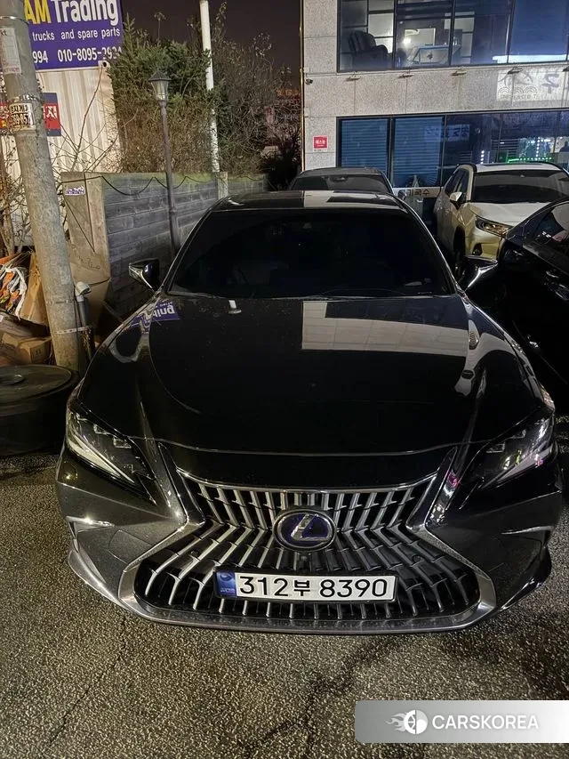 Lexus ES300h 7th generation 2021 Черный из Кореи