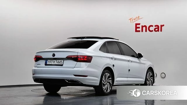 Volkswagen 7th Generation of Jetta 2021 Белый из Кореи