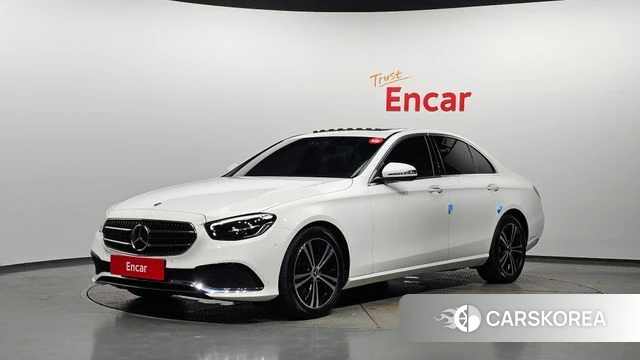 Mercedes-Benz E-Class W213 2020 Белый из Кореи