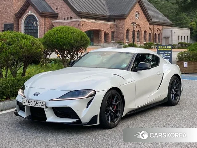 Toyota Supra 5th Generation 2023 Белый из Кореи