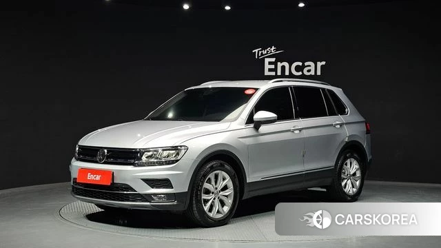Volkswagen Tiguan second Generation 2020 Серебристо-серый из Кореи