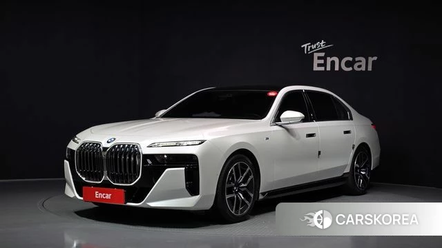 BMW 7 Series (G70) 2025 Белый из Кореи
