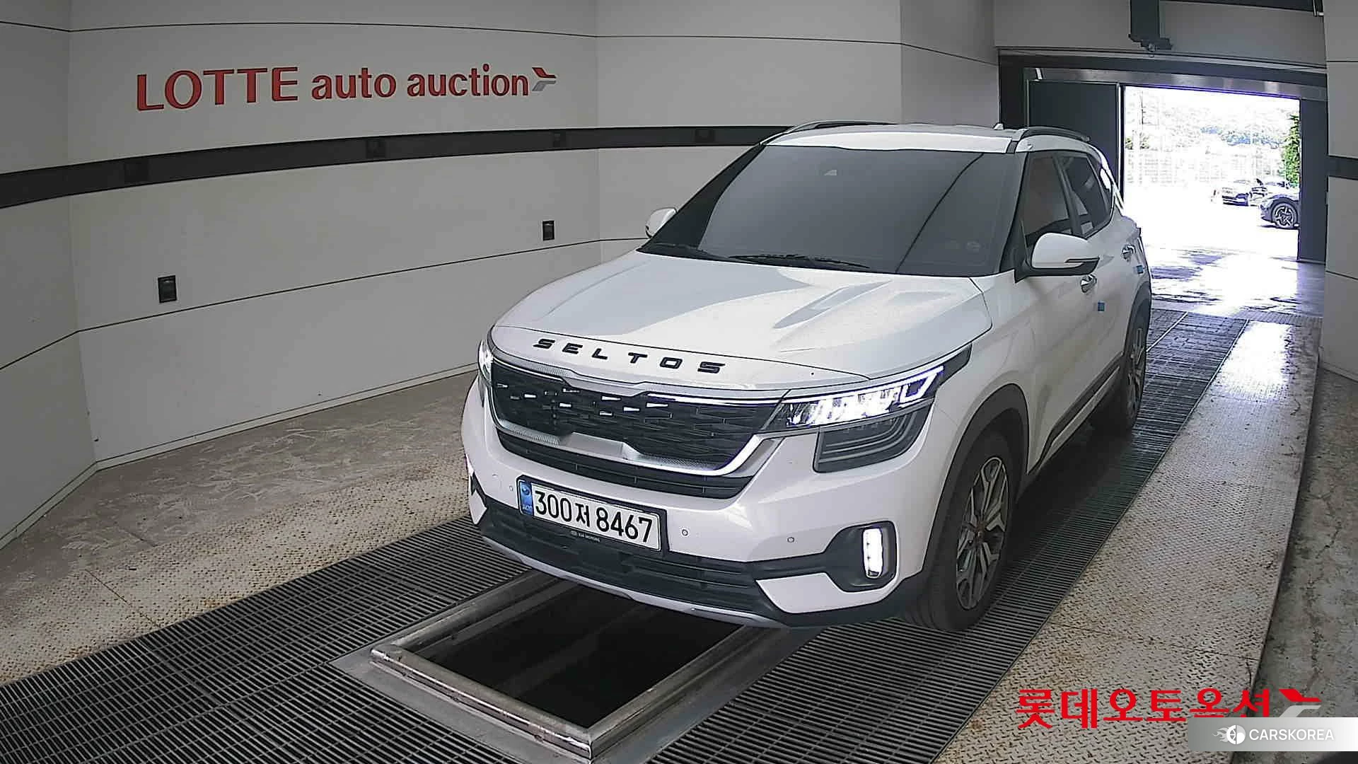 Kia Seltos 2021 Белый из Кореи