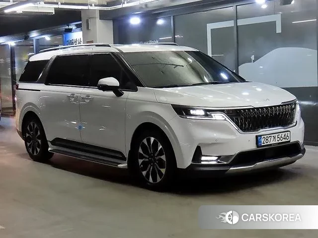 Kia Carnival 4th generation 2020 Белый из Кореи