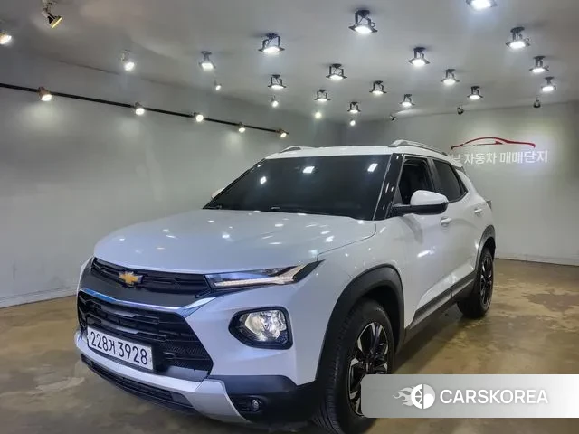 Chevrolet (GM Daewoo) Trailblazer 2020 Белый из Кореи