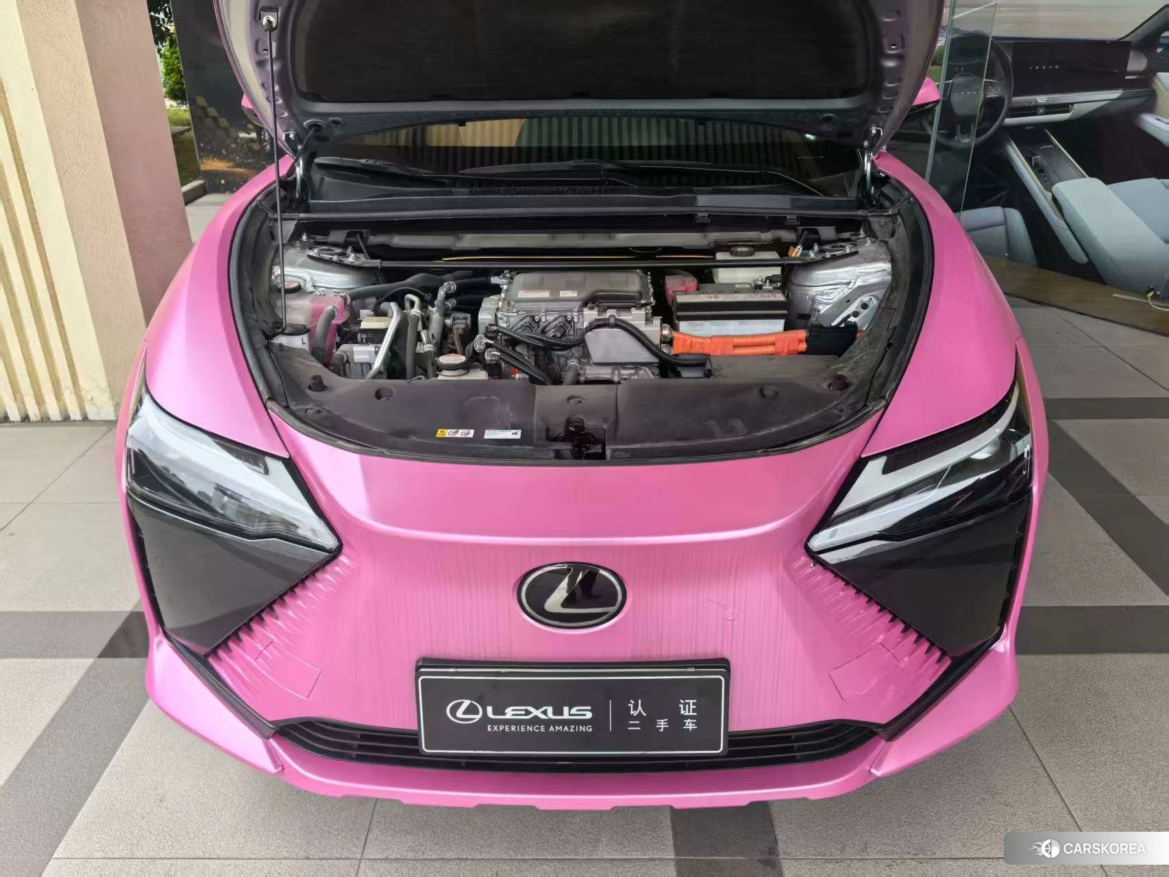 Lexus RZ 2023 Красный из Китая