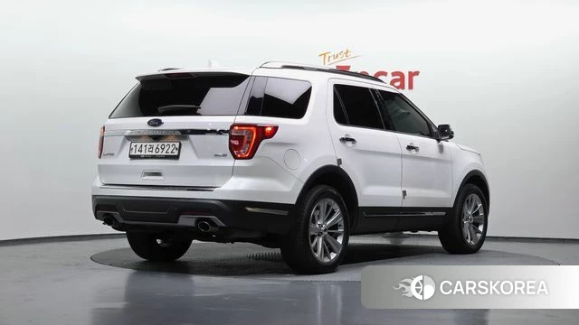 Ford Explorer 2019 Белый из Кореи