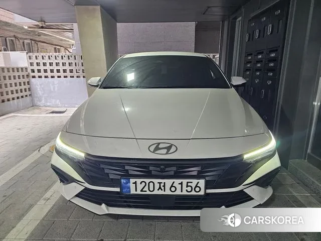 Hyundai The New Avante (CN7) 2023 Белый из Кореи