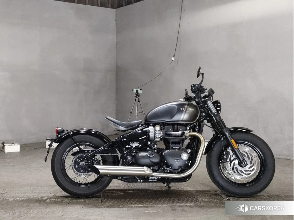 Проданный Triumph BONNEVILLE BOBBER 2022 из Японии