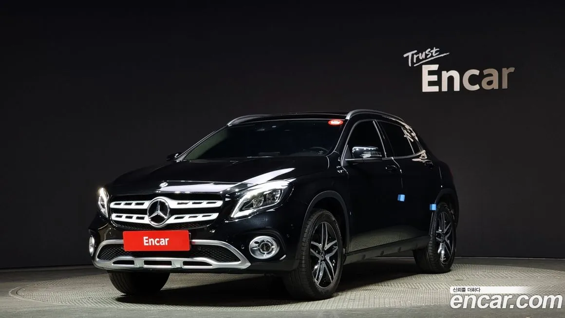 Mercedes-Benz GLA-Class X156 2019 Черный из Кореи