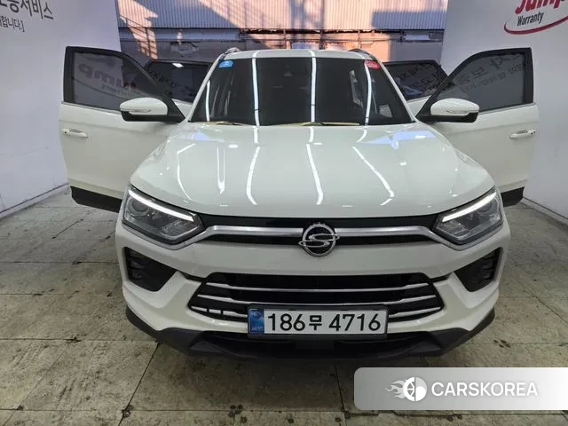 Ssangyong Beautiful Korando 2020 Белый из Кореи