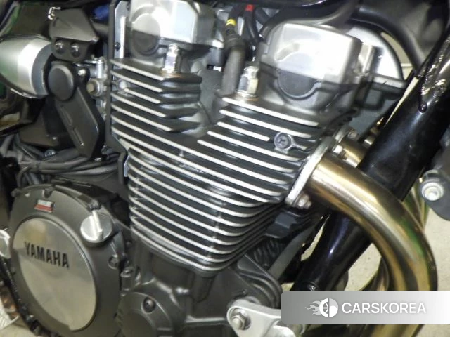 Engine photo