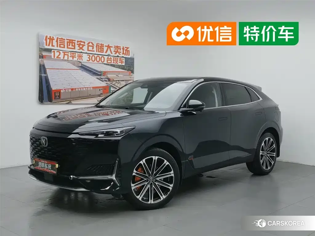 Chang'an Changan UNI-K Smart iDD 2022 Черный из Китая