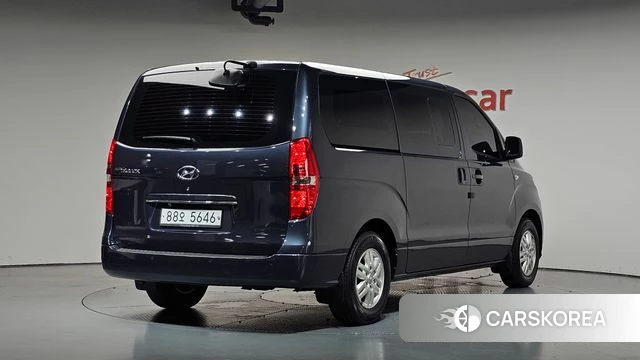 Hyundai The New Grand Starex 2018 Серый из Кореи