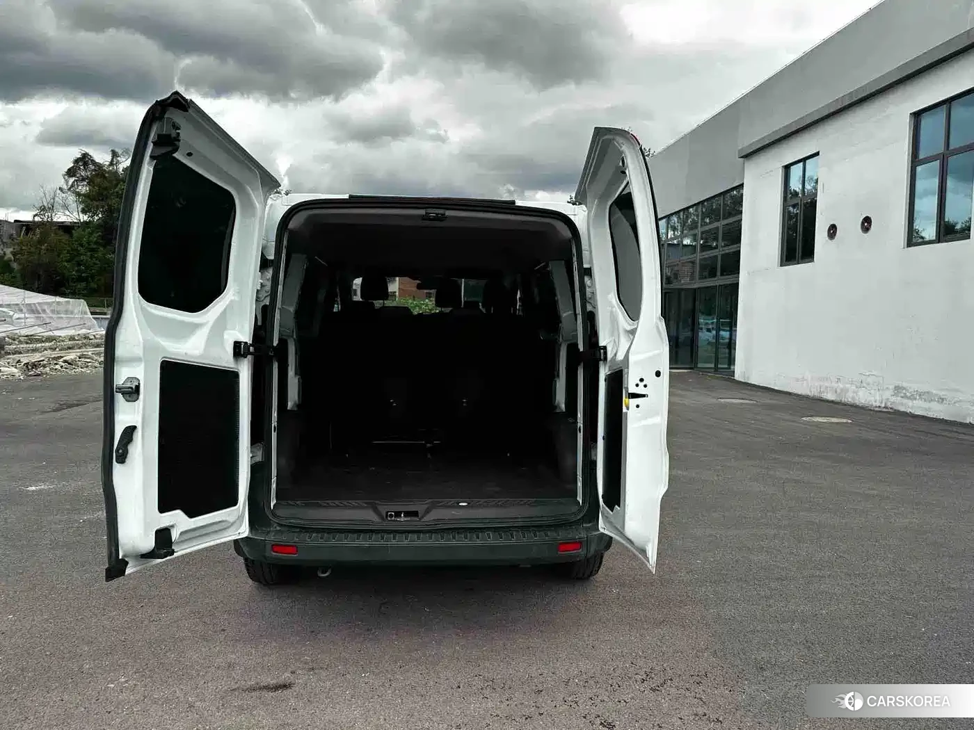 Ford Transit 2023 Белый из Китая