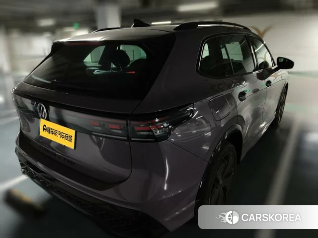 Volkswagen Tiguan L 2026 Темно-серый из Китая