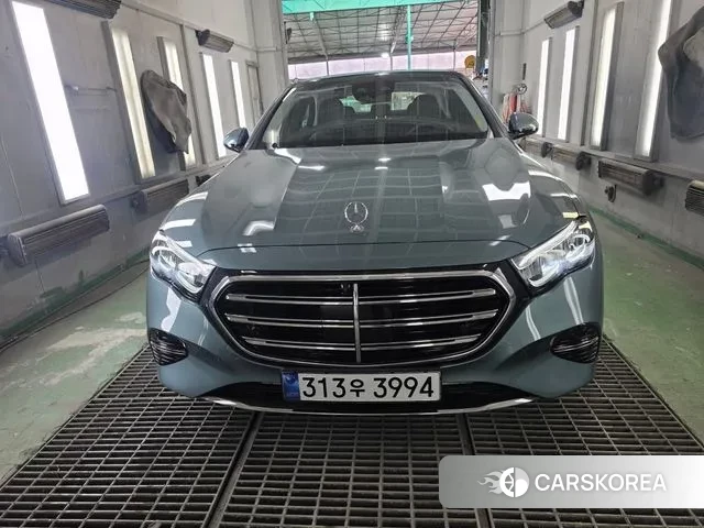 Mercedes-Benz E-Class W214 2025 Цвет галактики из Кореи