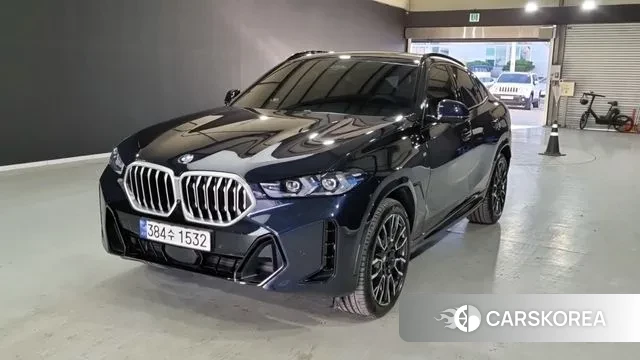 BMW X6 (G06) 2024 Черный из Кореи