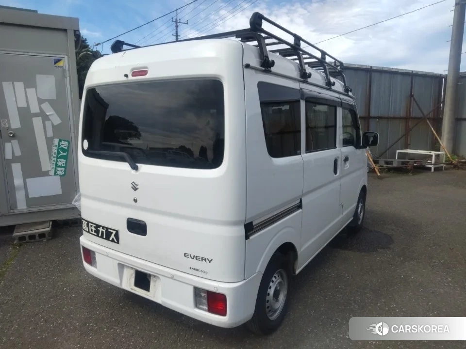 Suzuki Every 2021 из Японии