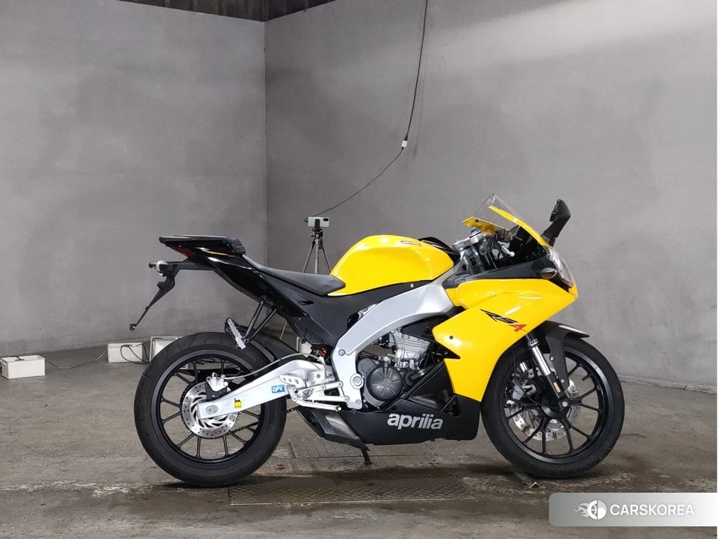 Проданный Aprilia RS4 125 2013 из Японии