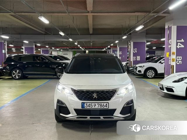 Peugeot 3008 second generation 2018 Белый из Кореи