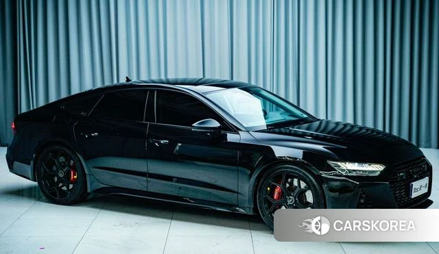 Audi A7 2023 Черный из Китая