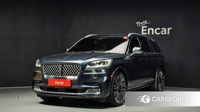 Lincoln Aviator 2nd generation 2020 Небесно-голубой из Кореи