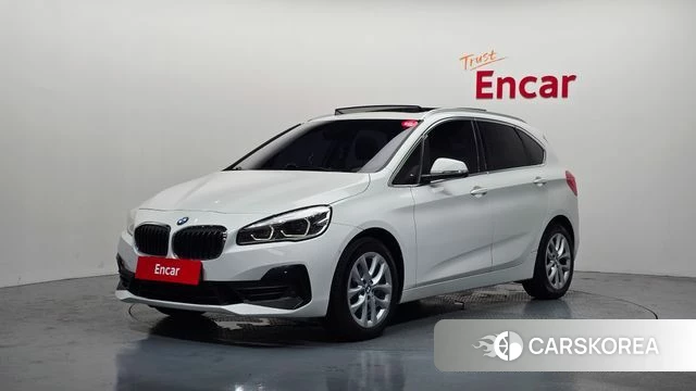 BMW 2 Series Active Tourer (F45) 2019 Белый из Кореи