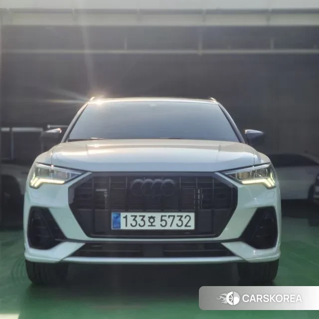 Audi Q3 (F3) 2025 Белый из Кореи
