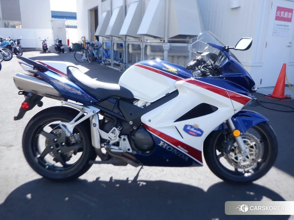 Проданный Honda VFR800 2010 из Японии, фото 2