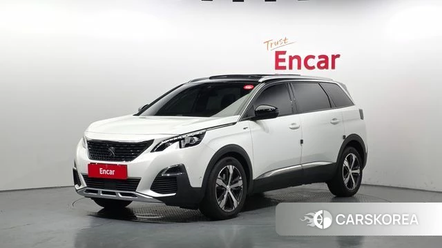 Peugeot 5008 second generation 2021 Белый из Кореи