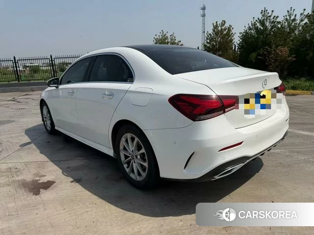 Mercedes-Benz Class A 2022 Белый из Китая