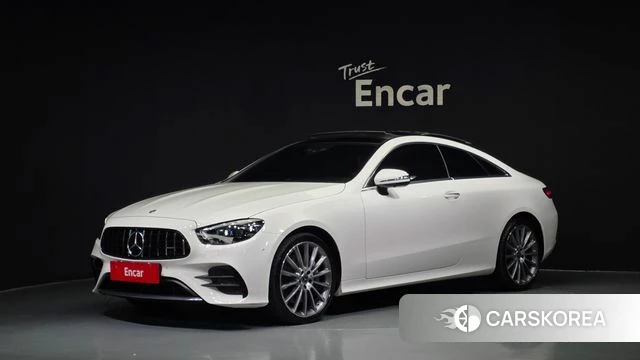 Mercedes-Benz E-Class W213 2022 Белый из Кореи