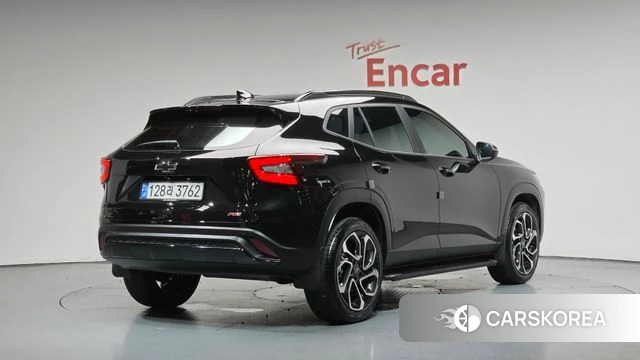 Chevrolet (GM Daewoo) Trax Crossover 2025 Черный из Кореи