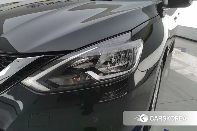 Nissan Xuan Yi 2024 Черный из Китая