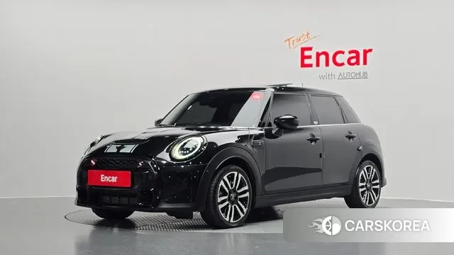 Mini Cooper S 2023 Черный из Кореи