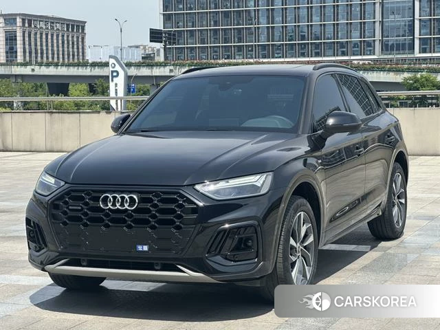 Audi Q5L 2024 Черный из Китая
