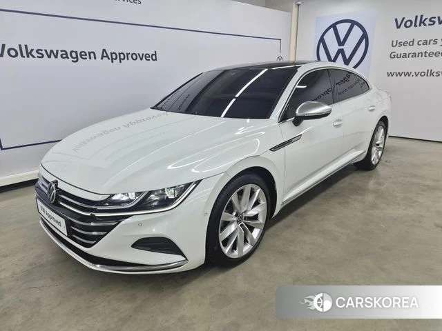 Volkswagen Arteon 2023 Белый из Кореи