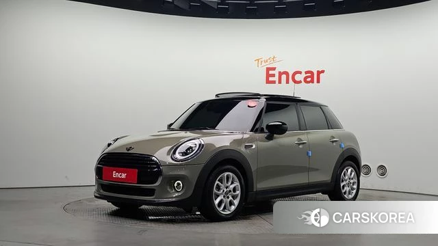 Mini Cooper 2020 Серебристо-серый из Кореи