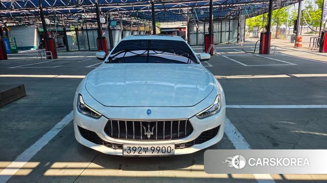 Maserati Ghibli 2018 Белый из Кореи