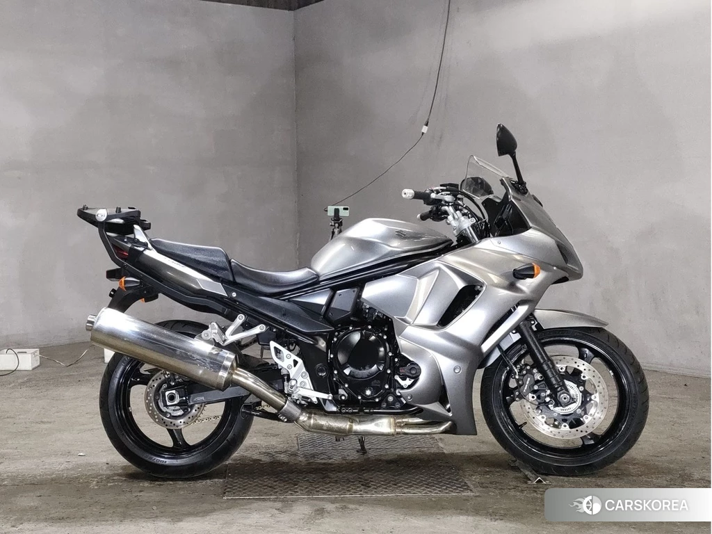 Проданный Suzuki BANDIT 1250F 2013 из Японии
