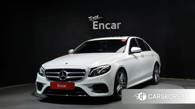 Mercedes-Benz E-Class W213 2019 Белый из Кореи