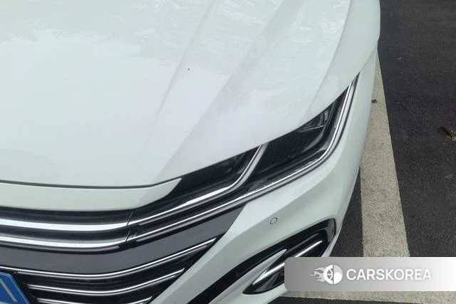 Volkswagen CC 2023 Белый из Китая