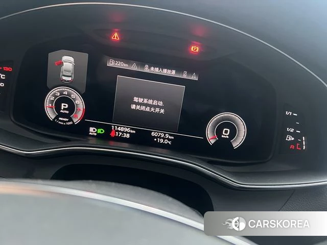 Audi A6L 2021 Черный из Китая