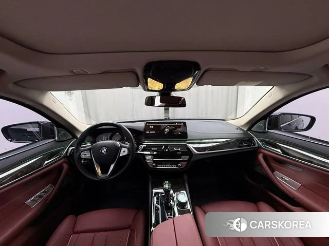 BMW 5 series 2021 Черный из Китая
